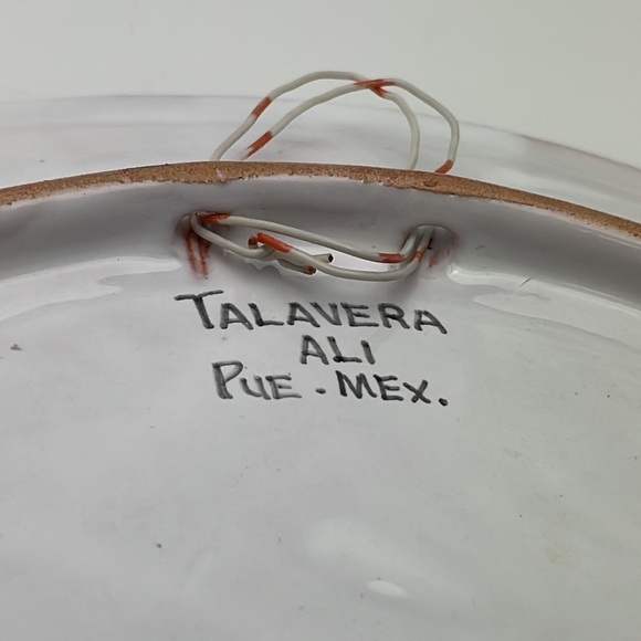 White and Blue Talavera Ali Pue Mexico Pottery Plate - Picture 3 of 6